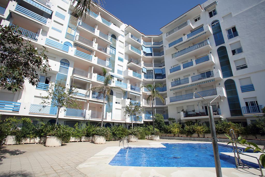 Apartamento El Faro Leisure Port Apartment Estepona Exterior photo