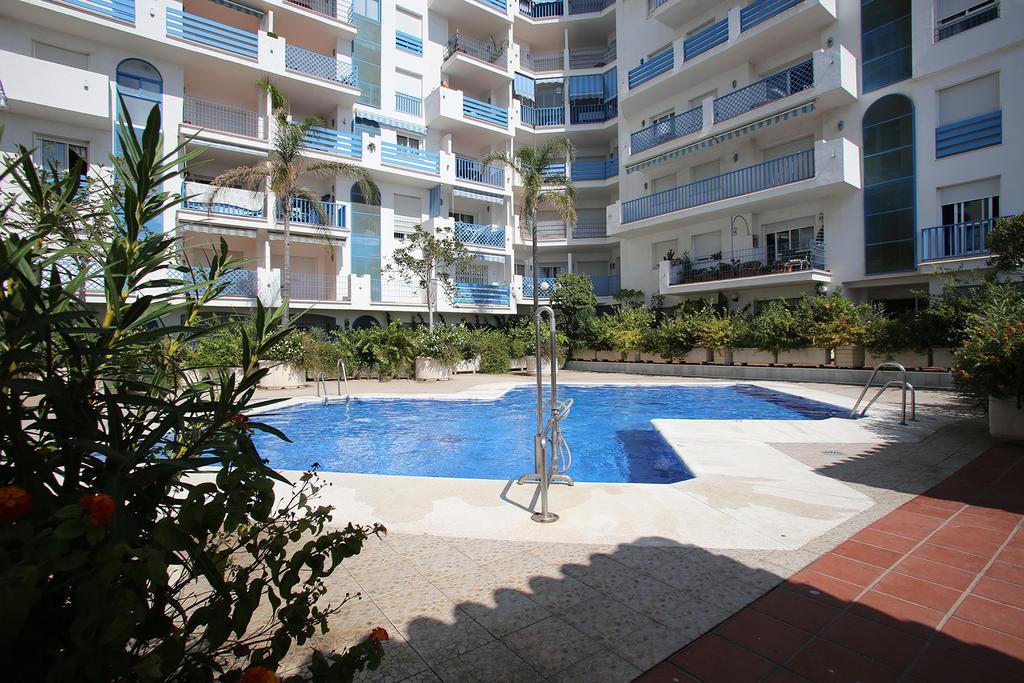 Apartamento El Faro Leisure Port Apartment Estepona Exterior photo